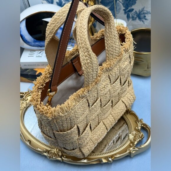 🆕 OROTON 🧿 NWOT Calypso Small Woven Straw Crossbody Tote, Natural & Saddle - Picture 9 of 16